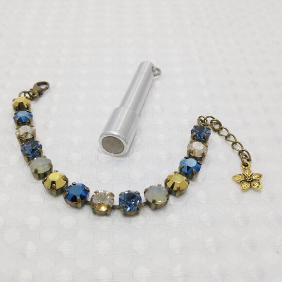 Vintage Blue Gold Crystal Rhinestone Bracelet, Prong Set, 1990s Jewelry - Picture 4 of 10